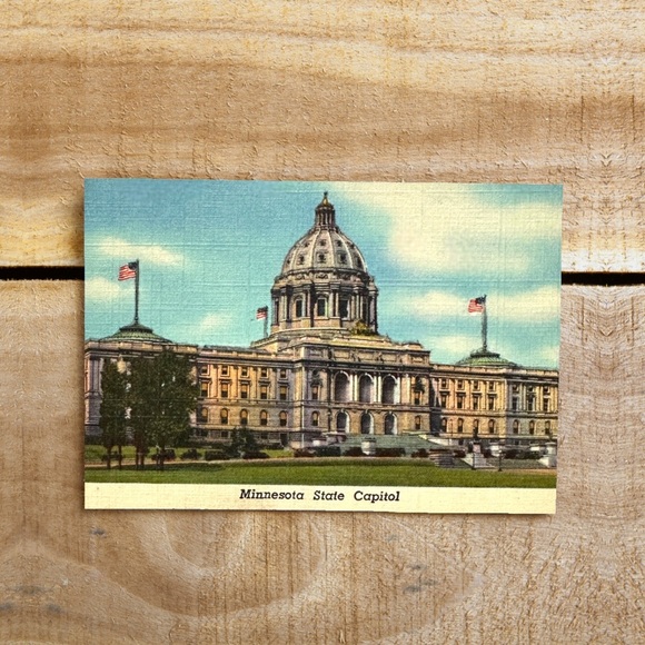 Minnesota State Capitol Mini Postcard - Picture 1 of 3